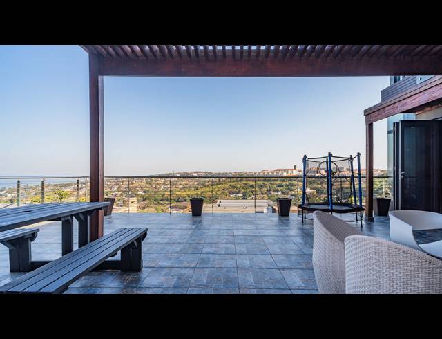 4 BEDROOM FREESTANDING FOR SALE IN LA LUCIA